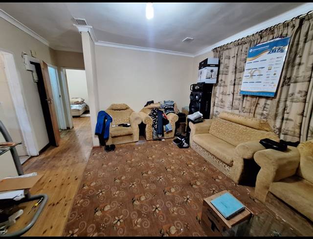 2 BEDROOM HOUSE FOR SALE IN DE MIST